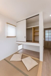 たたみスペースと吊押入
